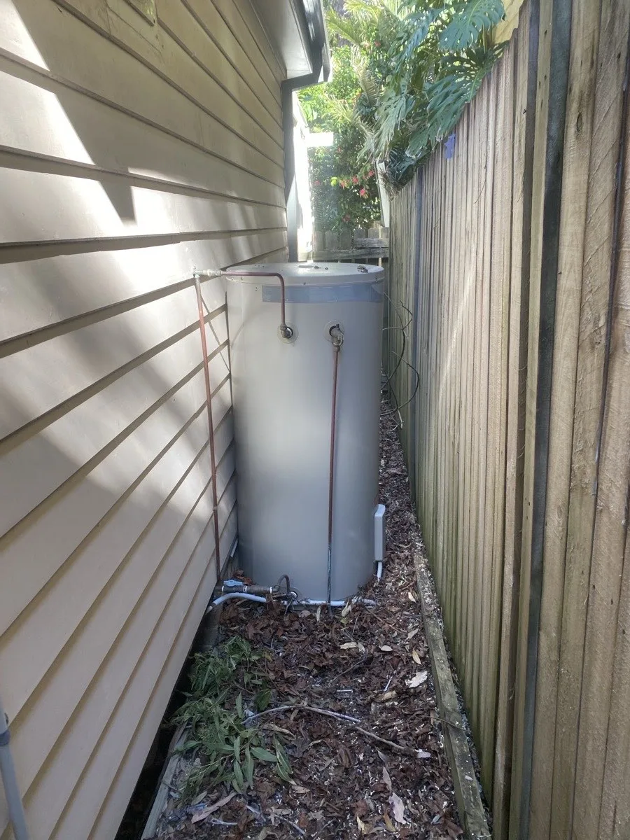 Hot water repair being performed in Collaroy Plateau