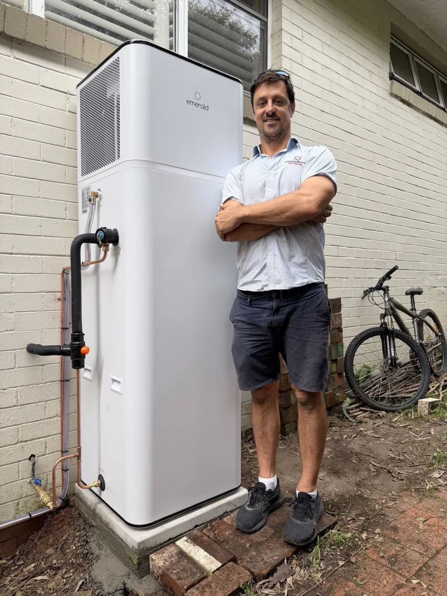 Adam from Northern Beaches Hot Water with Emerald 270L All-In-One Pro heat pump installed in Forestville