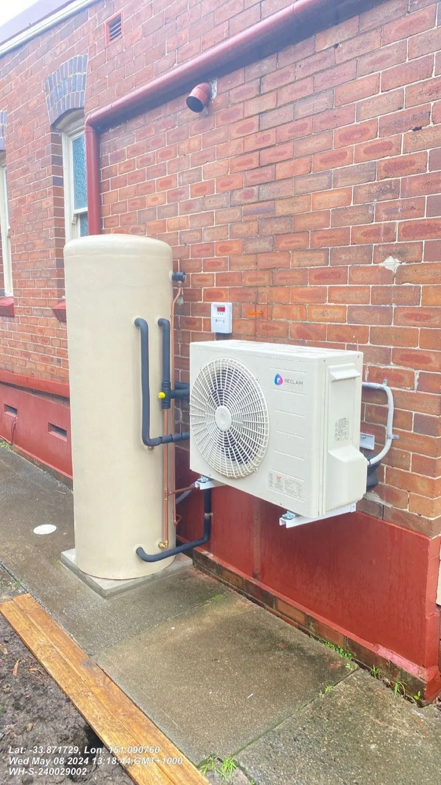 Reclaim heat pump condenser and hot water tank installed side by side at a Northern Beaches home