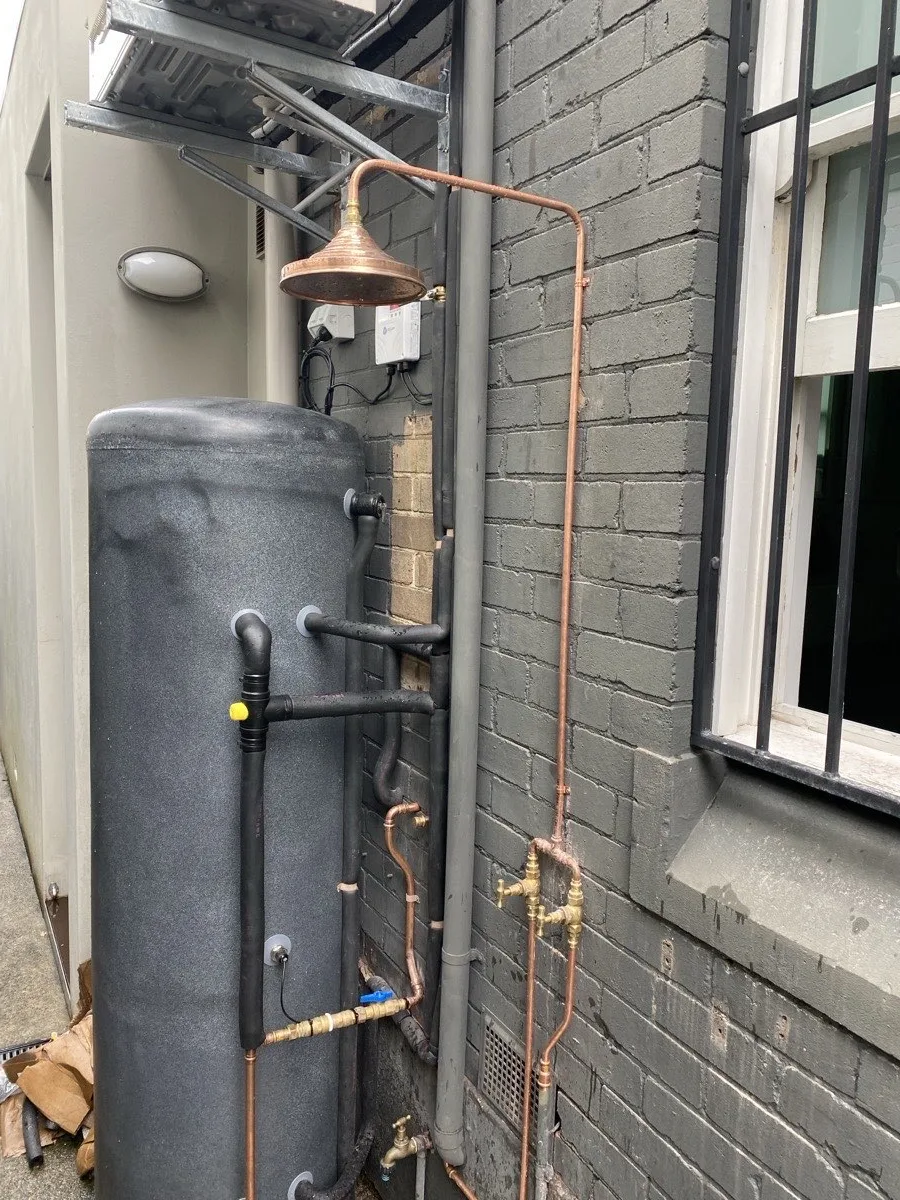 Apricus all-in-one heat pump installed at a Collaroy home